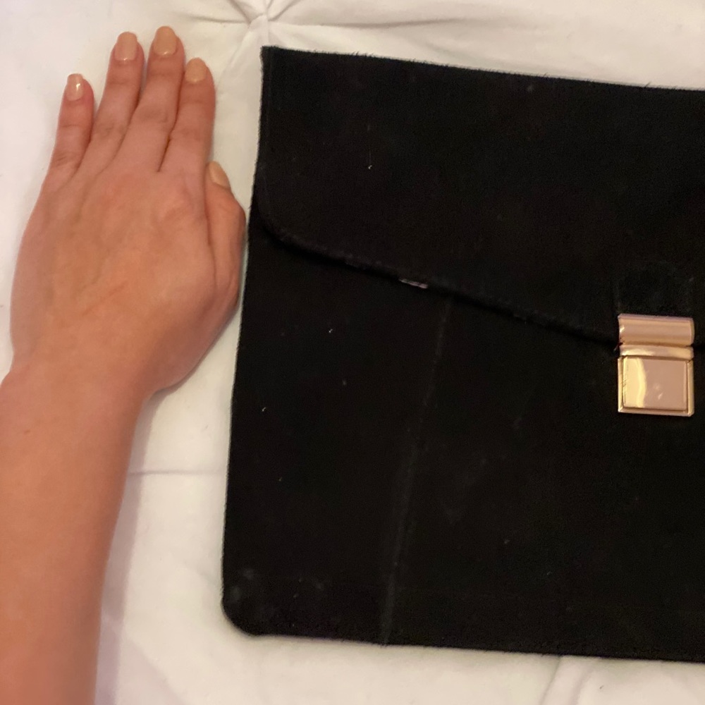 Mossimo Clutch - Picture 4 of 7